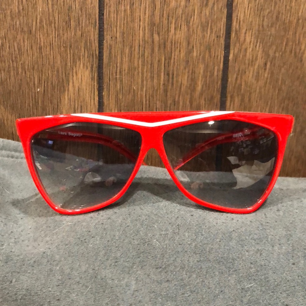 Laura Biogiotti Vintage sunglasses